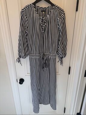 M.D.S. Stripes!Blue and white classic striped 100% cotton tie-waist midi dress.